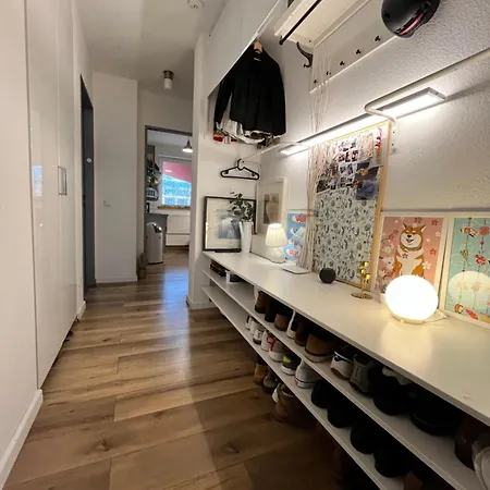 Separate Privat In Shared With 2 Cats And 1 Person Appartement