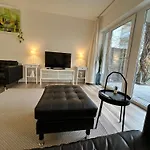 Separate Privat Room In Shared Apartment With 2 Cats And 1 Person